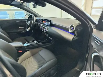 Photo 12 Mercedes Classe A  180 d 8G-DCT