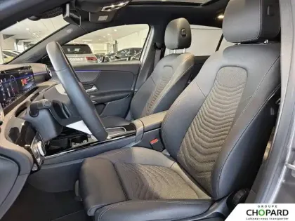 Photo 10 Mercedes Classe A  180 d 8G-DCT