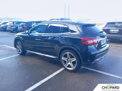 Photo 63 Mercedes GLA  180 7-G DCT