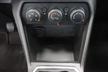 Photo 24 Dacia Sandero  ECO-G 100 - 22