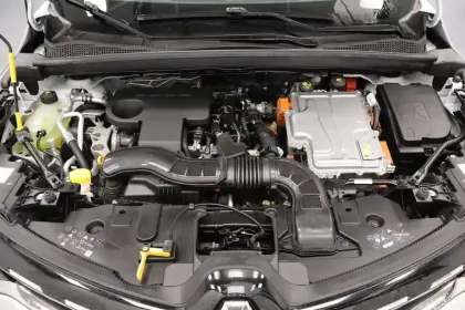 Photo 15 Renault Captur  E-Tech hybride rechargeable 160