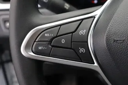 Photo 37 Renault Captur  E-Tech hybride rechargeable 160