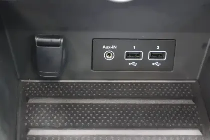 Photo 35 Renault Captur  E-Tech hybride rechargeable 160