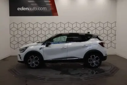 Photo 11 Renault Captur  E-Tech hybride rechargeable 160