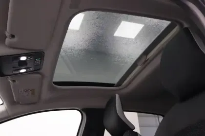 Photo 30 Renault Captur  E-Tech hybride rechargeable 160