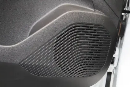 Photo 7 Renault Captur  E-Tech hybride rechargeable 160