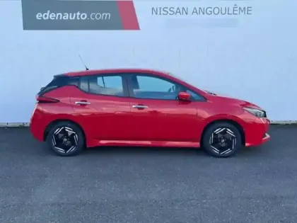 Photo 33 Nissan Leaf  Electrique 40kWh