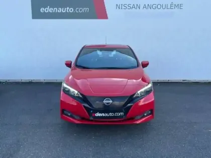 Photo 64 Nissan Leaf  Electrique 40kWh