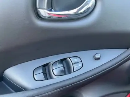 Photo 45 Nissan Leaf  Electrique 40kWh