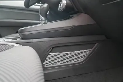 Photo 33 Renault Arkana  E-Tech hybride 145 - 22