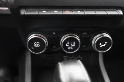 Photo 47 Renault Arkana  E-Tech hybride 145 - 22