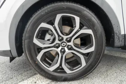 Photo 17 Renault Arkana  E-Tech hybride 145 - 22