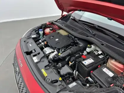 Photo 56 Peugeot 208  BlueHDi 100 S&S BVM6