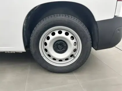 Photo 12 Peugeot Partner  FOURGON M 650 KG BLUEHDI 130 S&S BVM6