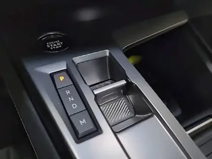 Photo 43 Peugeot 308 Gén. III Ph1 Allure 5