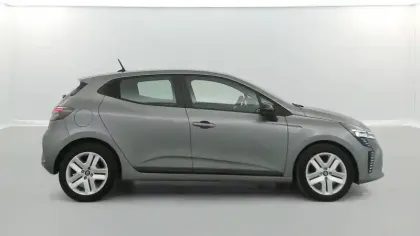 Photo 41 Renault Clio Gén. V (BJA) Ph2 Evolution 5