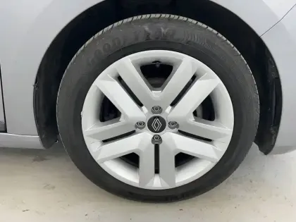 Photo 54 Renault Clio Gén. V (BJA) Ph2 Evolution 5