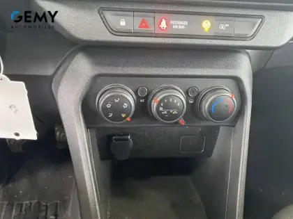 Photo 15 Dacia Sandero  SCe 65 - 22