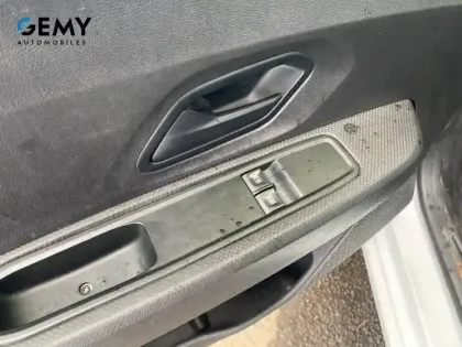 Photo 11 Dacia Sandero  SCe 65 - 22