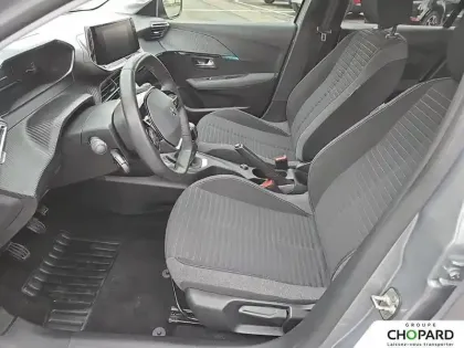 Photo 84 Peugeot 208  PureTech 75 S&S BVM5