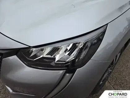 Photo 26 Peugeot 208  PureTech 75 S&S BVM5