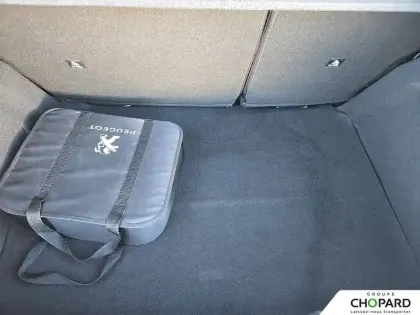 Photo 7 Peugeot 208  Electrique 50 kWh 136ch