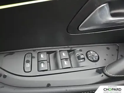 Photo 23 Peugeot 208  PureTech 100 S&S EAT8