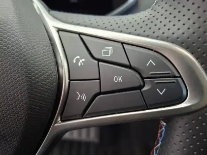 Photo 36 Renault Clio  E-Tech full hybrid 145 ch GSR2