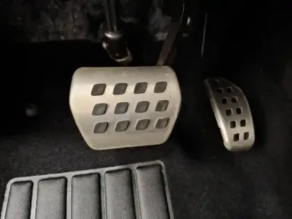 Photo 24 Renault Clio  E-Tech full hybrid 145 ch GSR2