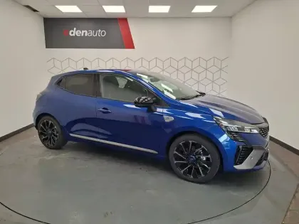 Photo 6 Renault Clio  E-Tech full hybrid 145 ch GSR2