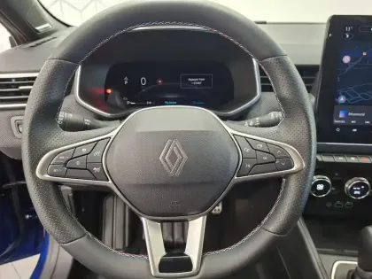 Photo 34 Renault Clio  E-Tech full hybrid 145 ch GSR2