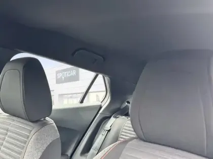 Photo 24 Peugeot 2008  PureTech 100 S&S BVM6 Active Pack