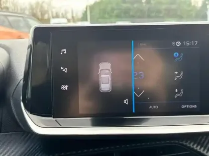 Photo 25 Peugeot 2008  PureTech 100 S&S BVM6 Active Pack