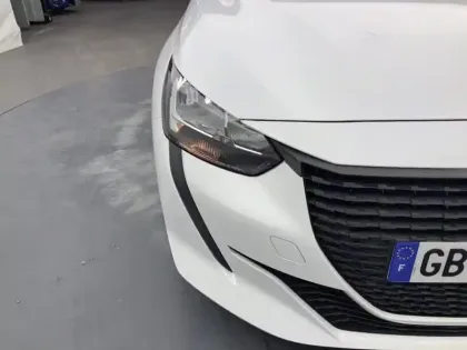 Photo 12 Peugeot 208  PureTech 75 S&S BVM5 Like