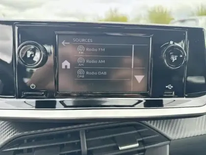 Photo 17 Peugeot 208  PureTech 75 S&S BVM5 Like