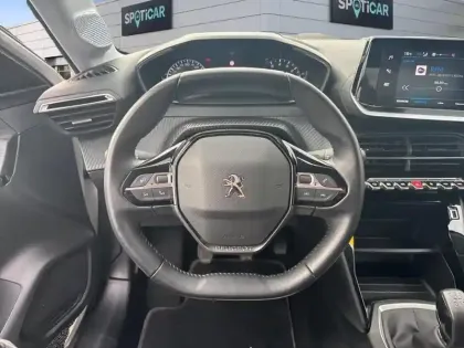Photo 11 Peugeot 208  PureTech 75 S&S BVM5 Style