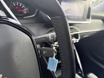 Photo 17 Peugeot 2008  BlueHDi 110 S&S BVM6 Active Pack