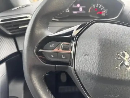 Photo 18 Peugeot 2008  BlueHDi 110 S&S BVM6 Active Pack