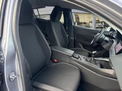 Photo 8 Peugeot 308  BlueHDi 130ch S&S BVM6 Active Pack