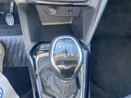 Photo 23 Opel Corsa  1.2 Turbo 100 ch BVM6 Elegance Business