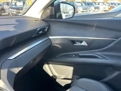 Photo 15 Peugeot 3008  BlueHDi 130ch S&S BVM6 Allure Pack