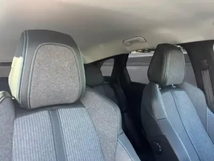 Photo 24 Peugeot 3008  BlueHDi 130ch S&S BVM6 Allure Pack