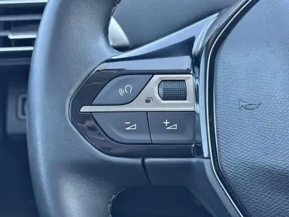 Photo 18 Peugeot 3008  BlueHDi 130ch S&S BVM6 Allure Pack