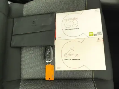 Photo 15 Citroën C3  PureTech 83 S&S BVM5 Shine