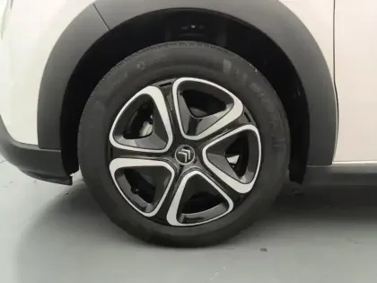 Photo 14 Citroën C3  PureTech 83 S&S BVM5 Shine