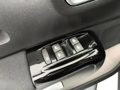 Photo 19 Citroën C3  PureTech 83 S&S BVM5 Shine