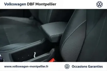 Photo 8 Volkswagen T-roc FL NOUVEAU NF 1.5 ETSI HYBRID 150CH D