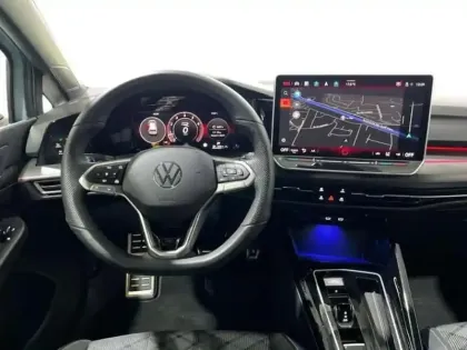 Photo 7 Volkswagen Golf 1.5 eTSI EVO2 150 DSG7 R-Line Edition