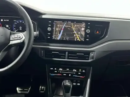 Photo 9 Volkswagen Taigo 1.0 TSI 116 DSG7 R-Line Edition