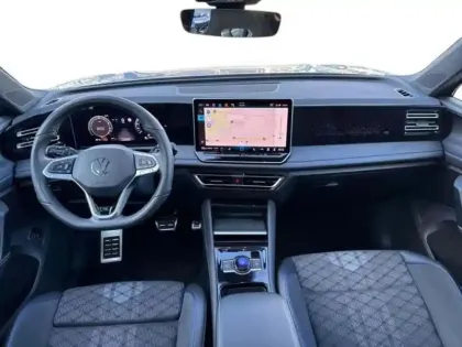 Photo 7 Volkswagen Tiguan 1.5 eHybrid 272ch DSG6 R-Line Edition